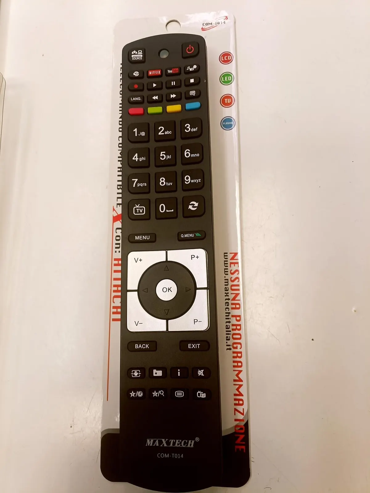 Telecomando universale Maxtech compatibile con tv Hitachi, nella sua confezione
